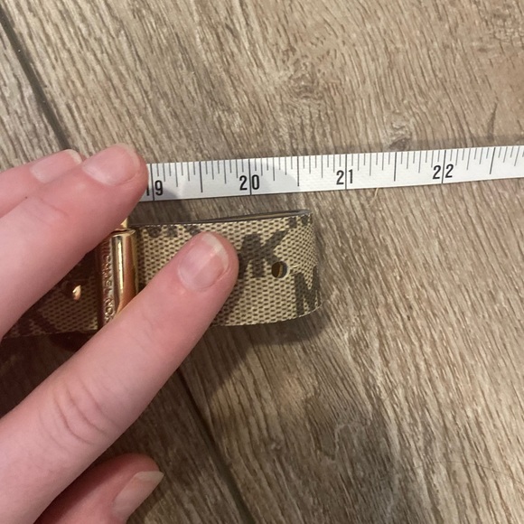 FINAL PRICE💚 NWOT AUTHENTIC MICHAEL KORS MULTI WEAR BAG L/XL - Picture 6 of 9